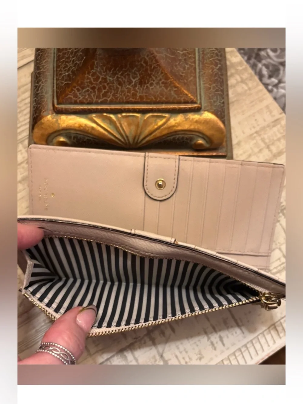 Like new ~ Kate Spade Cream Saffiano Wallet W/Gold Hardware & Back Pocket